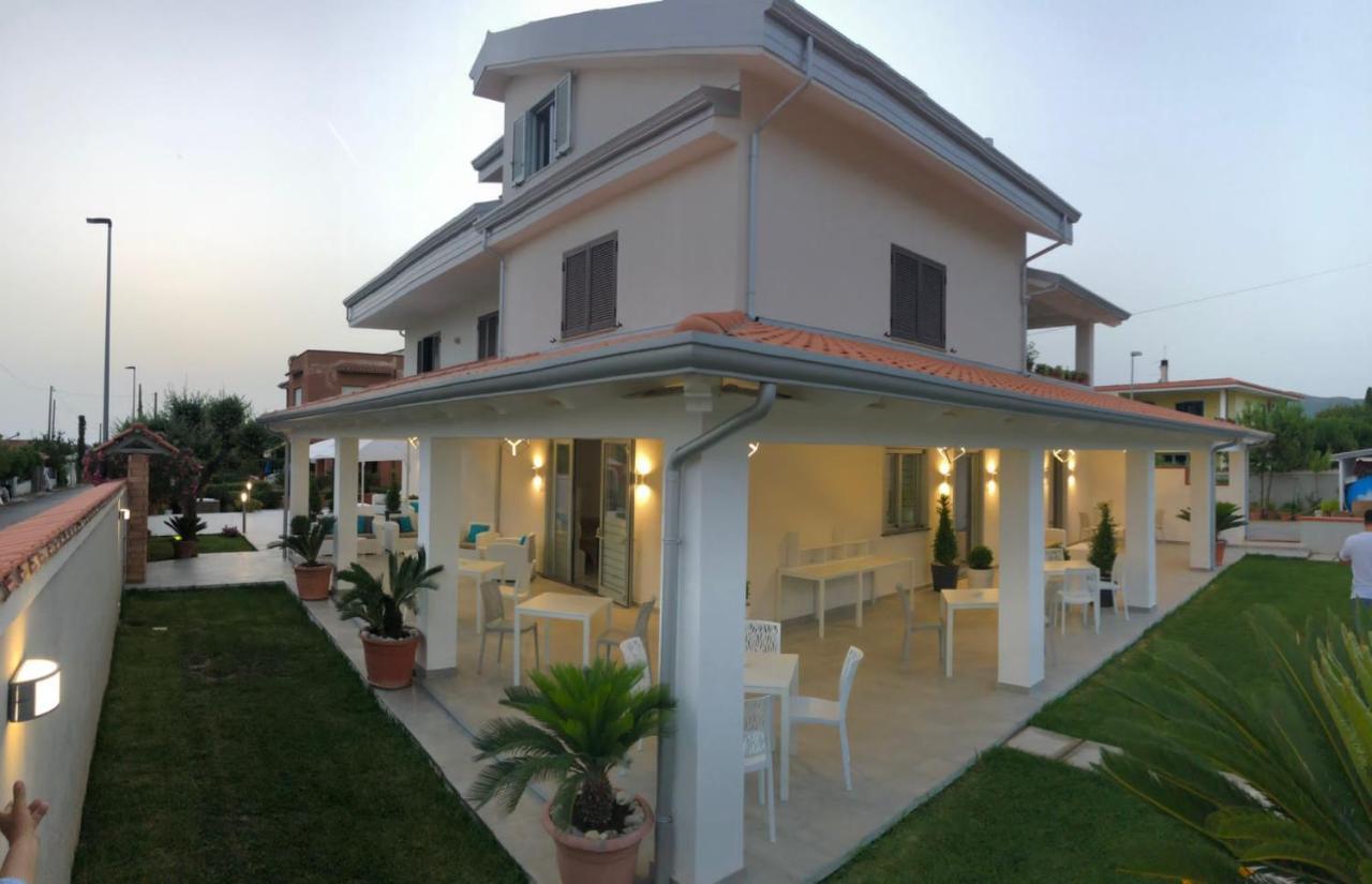 Invilla Bed&Breakfast - Quality Rooms Santa Maria di Castellabate Exteriör bild
