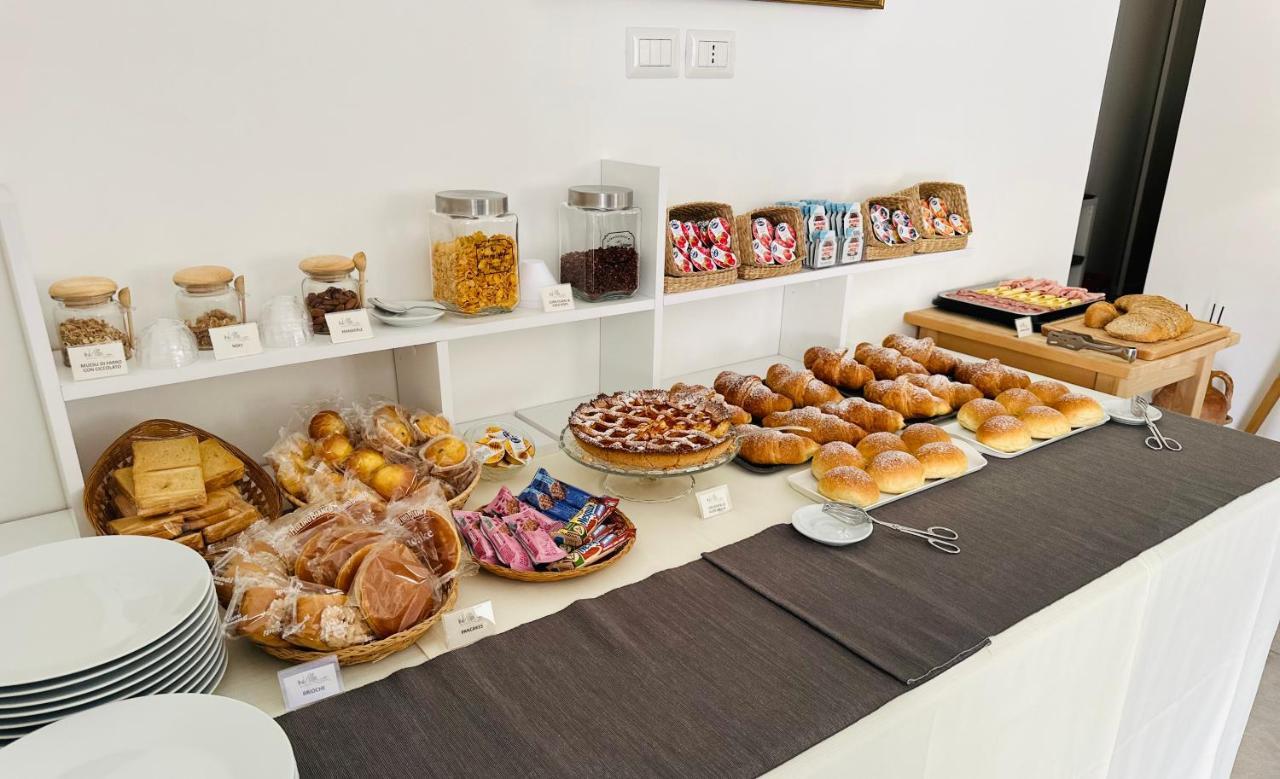 Invilla Bed&Breakfast - Quality Rooms Santa Maria di Castellabate Exteriör bild