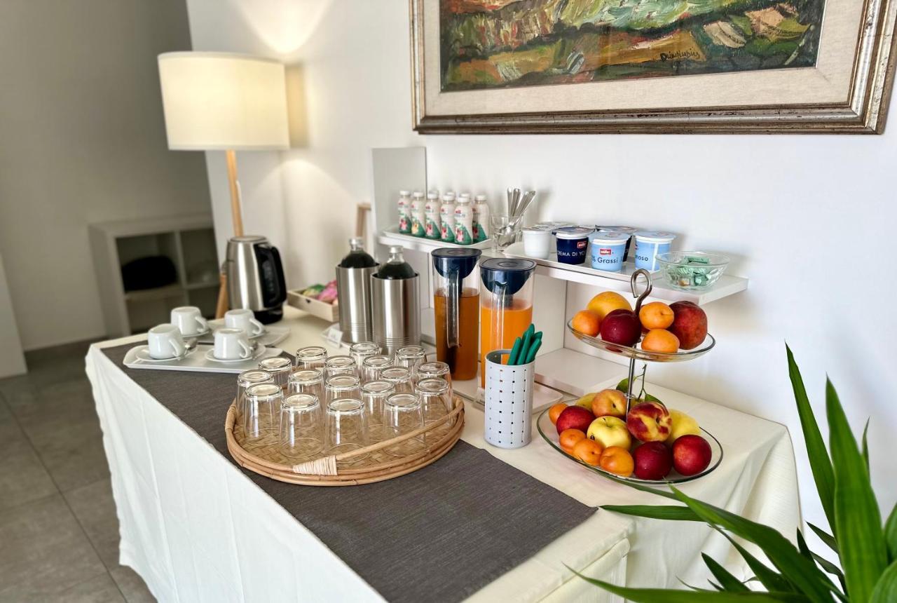 Invilla Bed&Breakfast - Quality Rooms Santa Maria di Castellabate Exteriör bild
