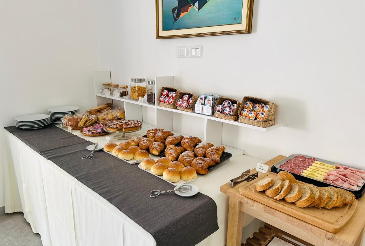 Invilla Bed&Breakfast - Quality Rooms Santa Maria di Castellabate Exteriör bild