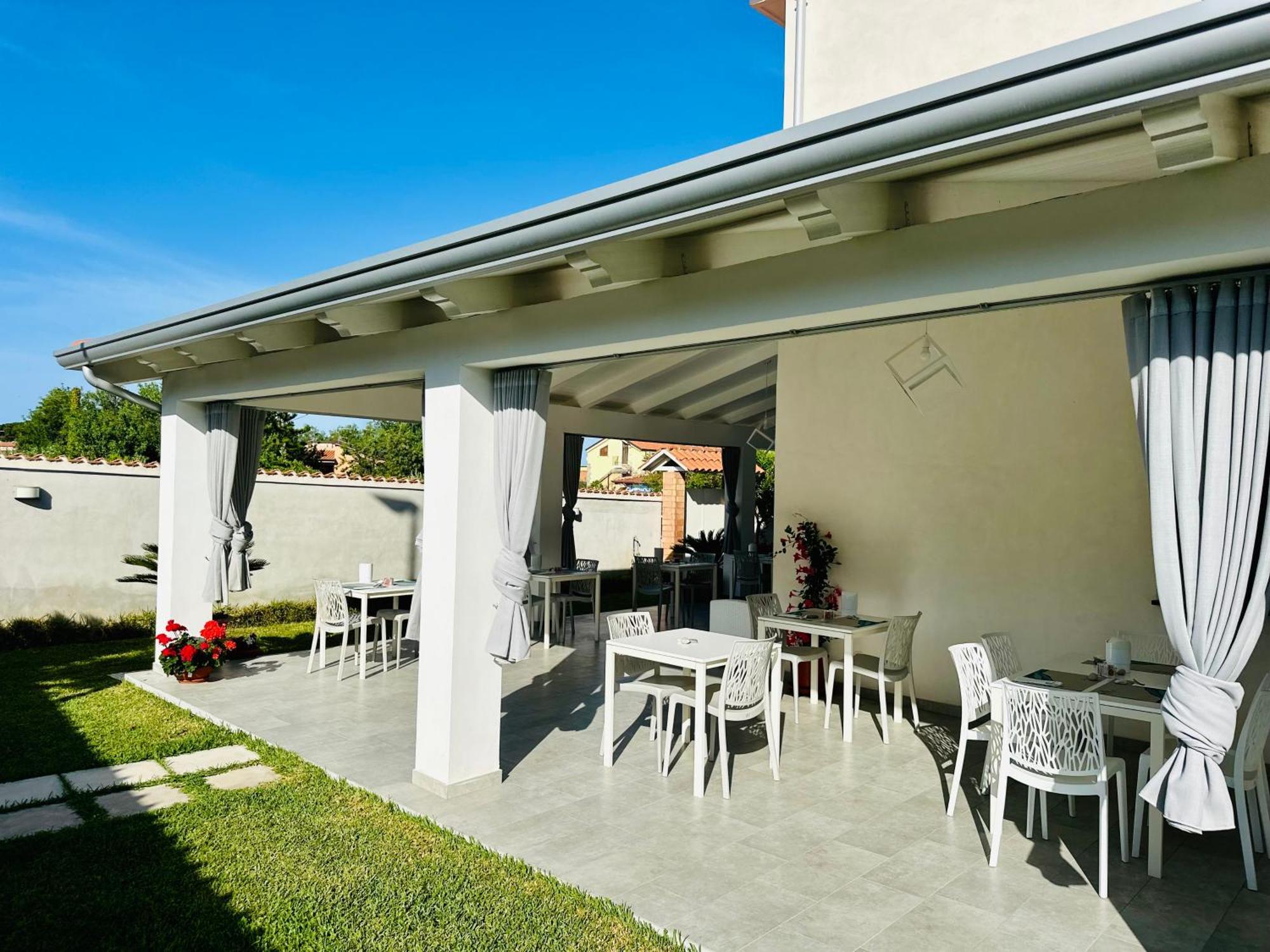 Invilla Bed&Breakfast - Quality Rooms Santa Maria di Castellabate Exteriör bild