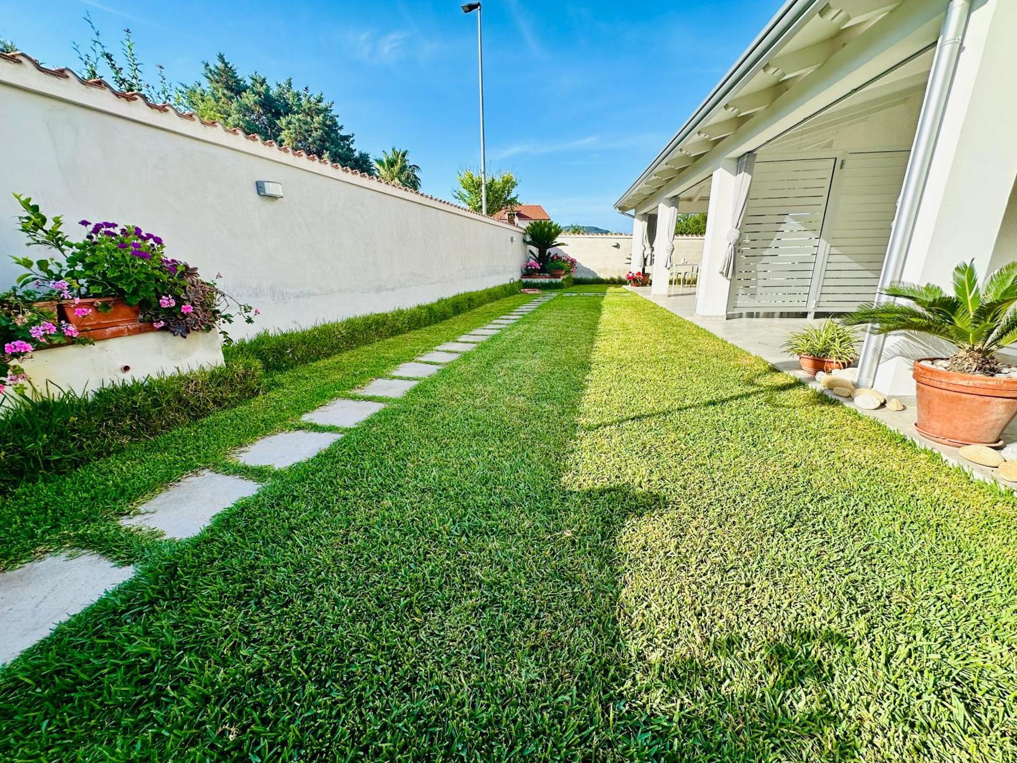 Invilla Bed&Breakfast - Quality Rooms Santa Maria di Castellabate Exteriör bild